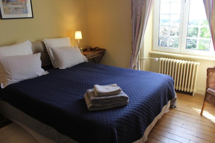 Au Fil De L'Aulne Bed & Breakfast Châteauneuf-du-Faou Exterior photo